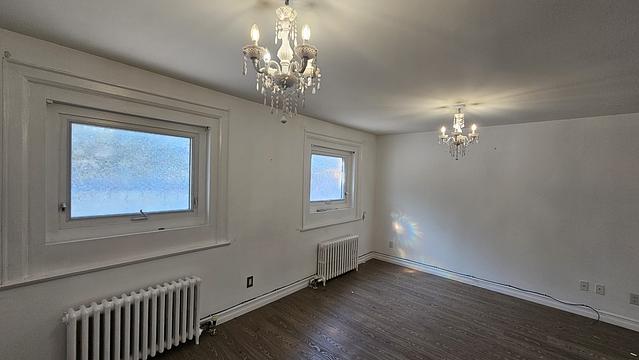 426 Eglinton Avenue West, Toronto, ON