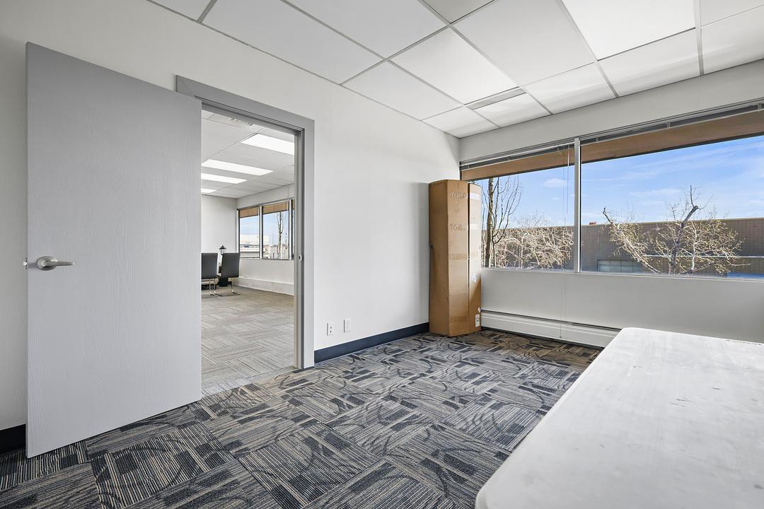 220 - 3016 19 Street Northeast, Calgary, AB