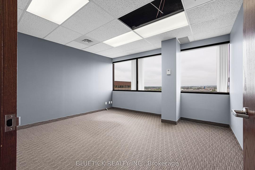 704 - 700 Dorval Drive, Oakville, ON
