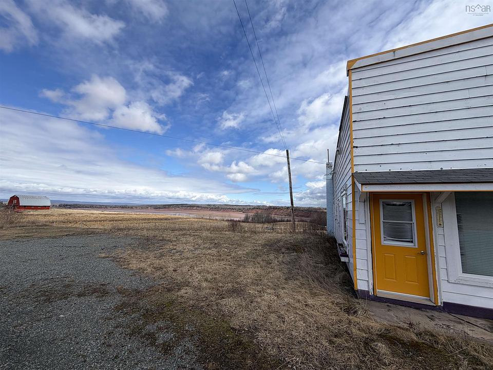 9281 Nova Scotia 215, Shubenacadie, NS