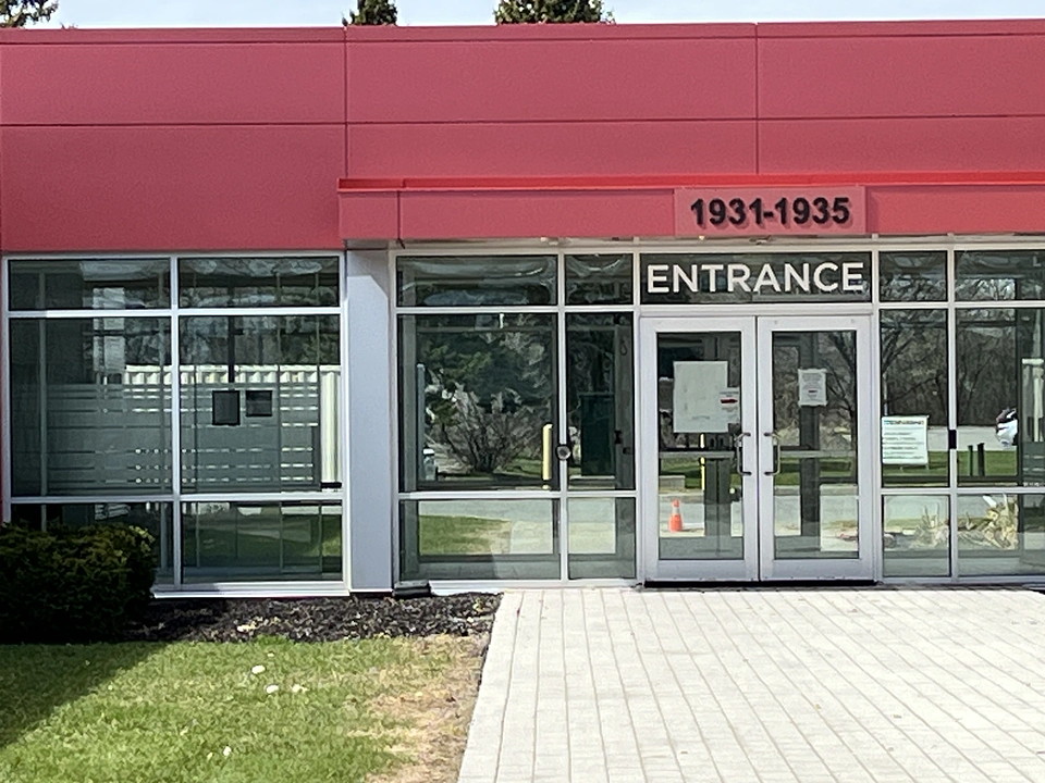 Ground Floor - 1935 Robertson Road, Ottawa, ON