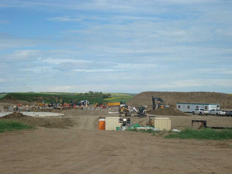 1000 North Road, Trochu, AB