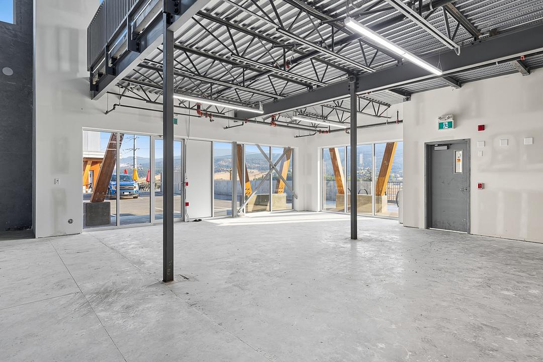 #302 - 2175 Optic Court, Kelowna, BC