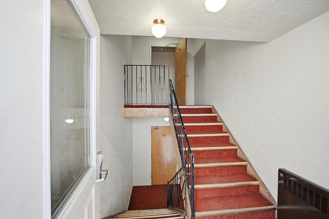 1812 26 Avenue Southwest, Calgary, AB