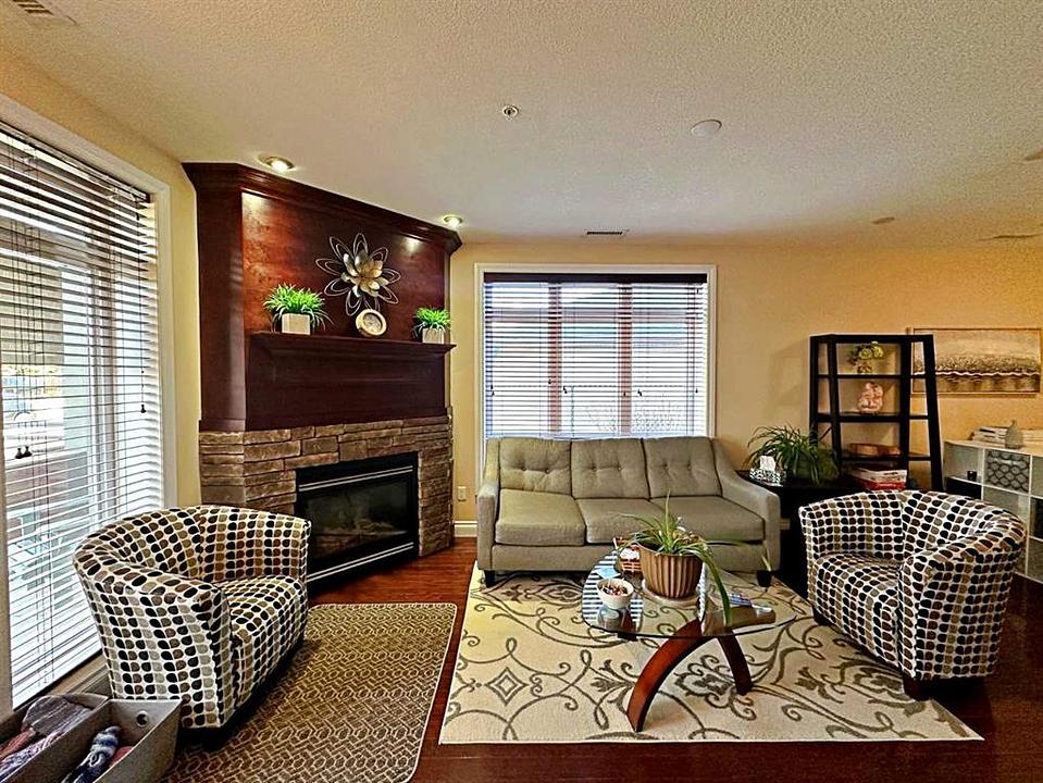 102 - 10110 Fraser Avenue, Fort McMurray, AB