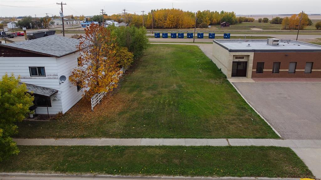 4 Central Avenue Northeast, Falher, AB