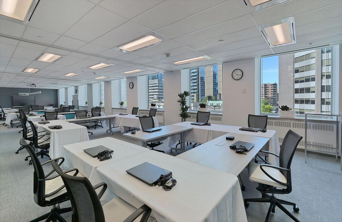 Suite 401 - 375 University Avenue, Toronto, ON