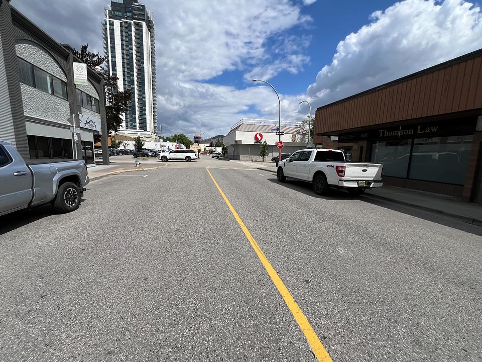 1610 Bertram Street, Kelowna, BC