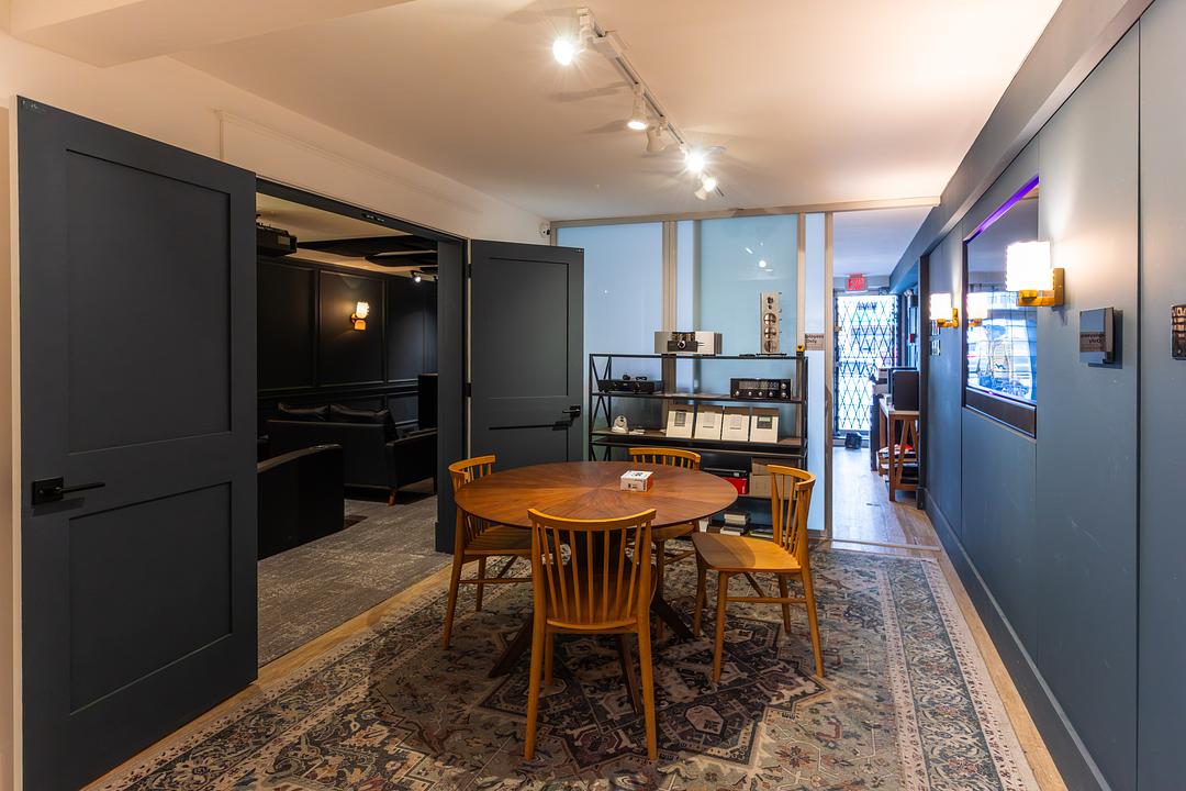 4320 West 10th Avenue, Vancouver, BC