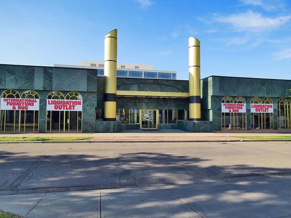 77 Edmonton Trail, Calgary, AB