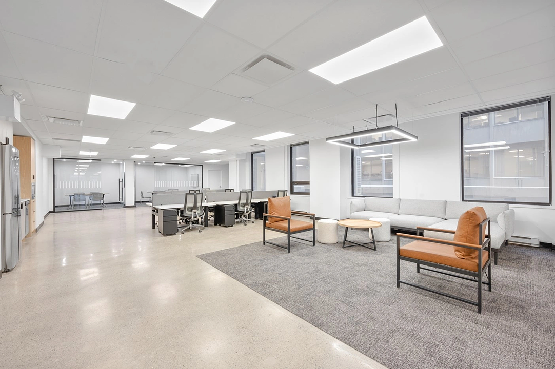 300 - 350 Bay Street, Toronto, ON