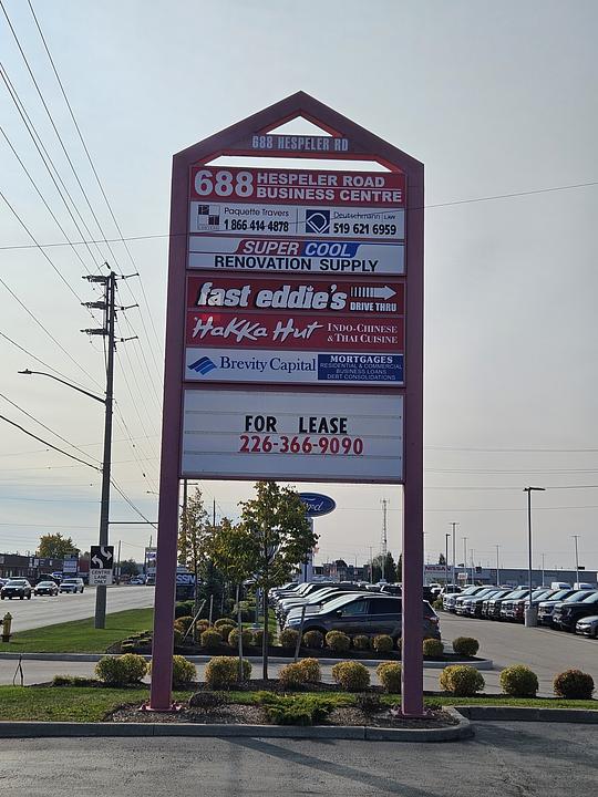 688 Hespeler Road, Cambridge, ON
