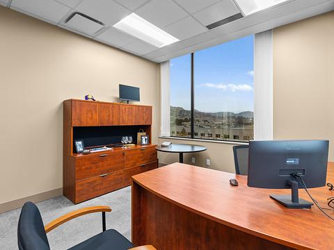 1060 Manhattan Drive, Kelowna, BC