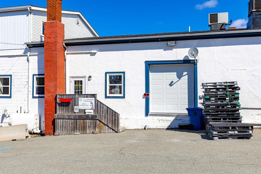 250 Main Street, Yarmouth, NS