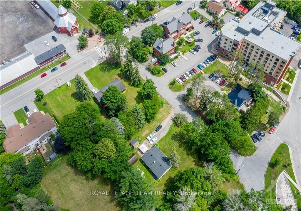 3787 Carp Road, Ottawa, ON