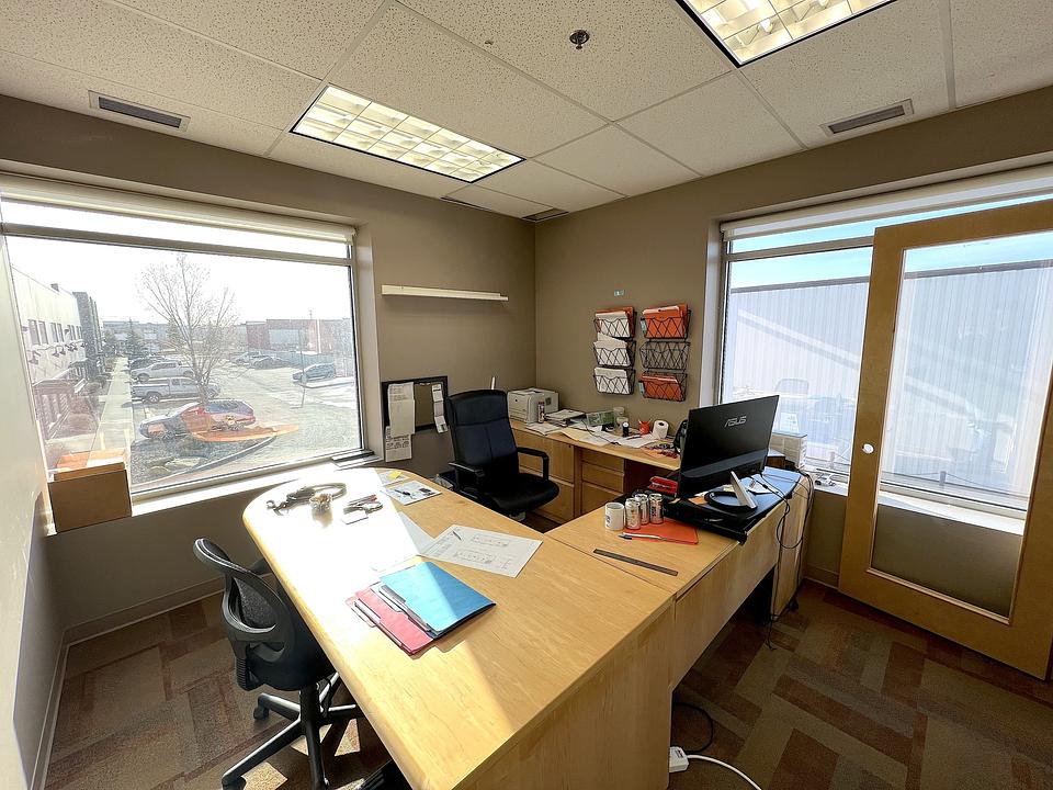 10672 46 Street Southeast, Calgary, AB