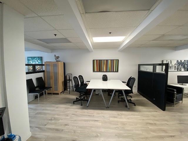 301 - 3713 Boulevard Saint-Laurent, Montréal, QC