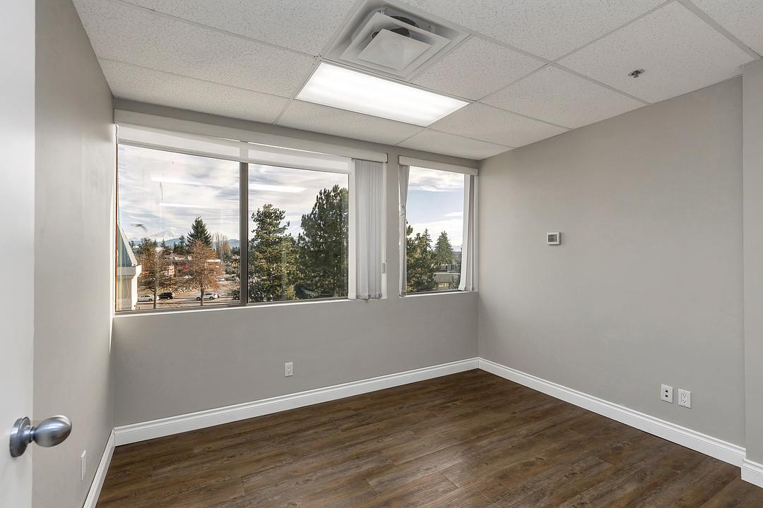 320 - 31935 South Fraser Way, Abbotsford, BC