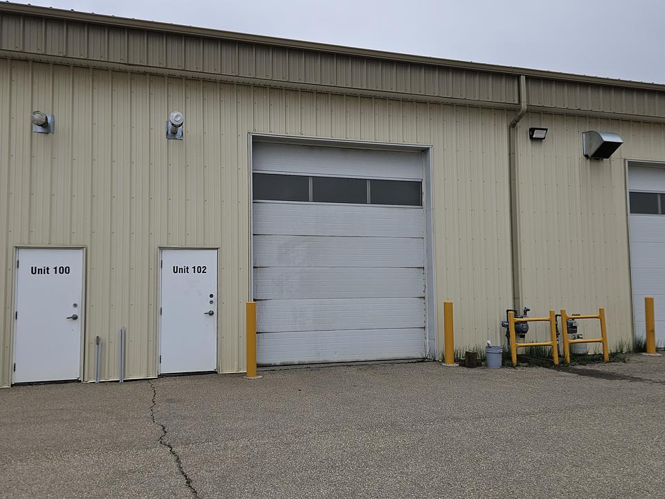 102 - 239 Spruce Street, Red Deer, AB