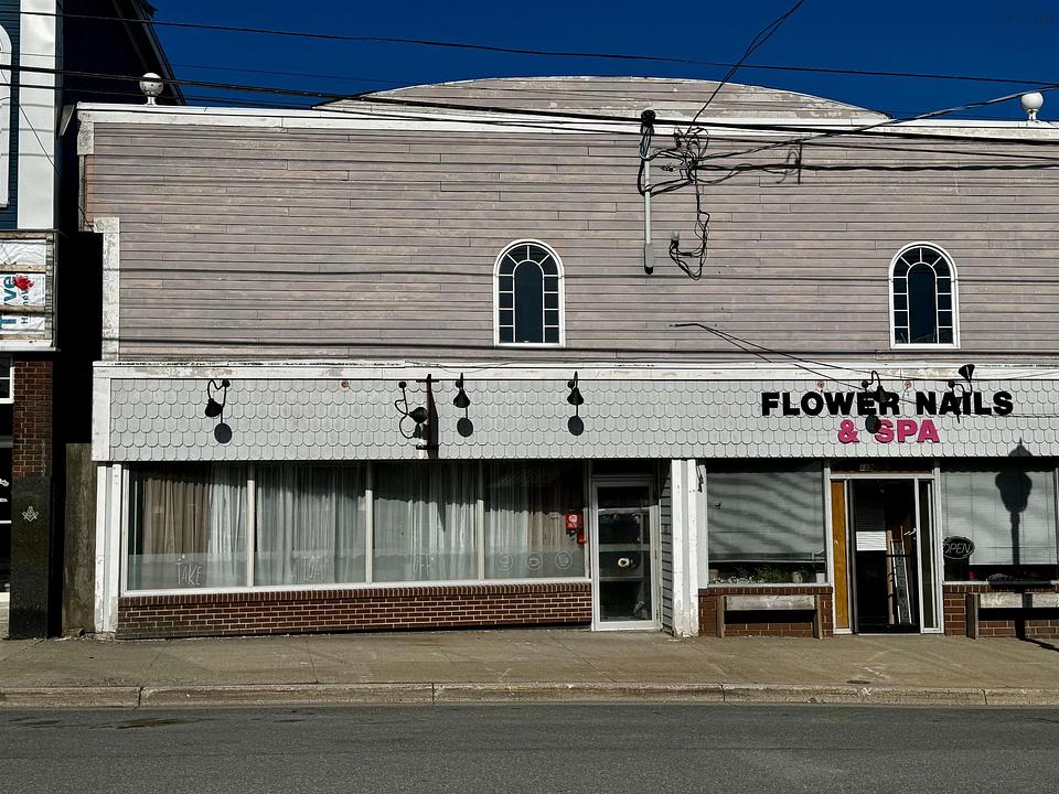 195 Commercial Street, Glace Bay, NS