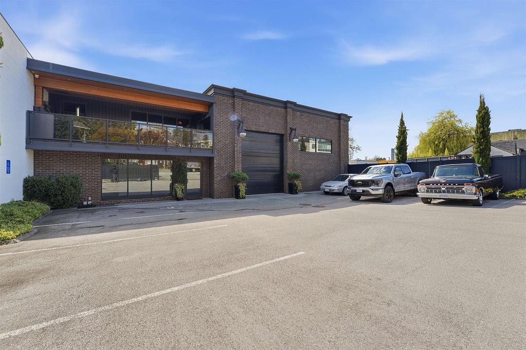 935 Sherwood Avenue, Coquitlam, BC