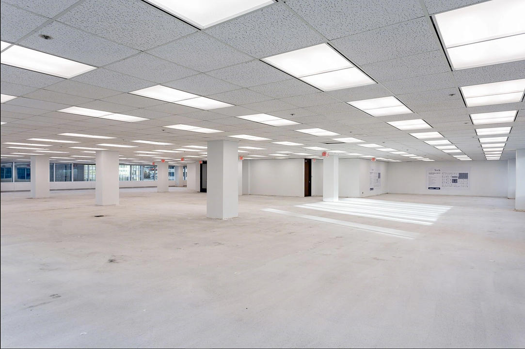 1204 - 150 York Street, Toronto, ON