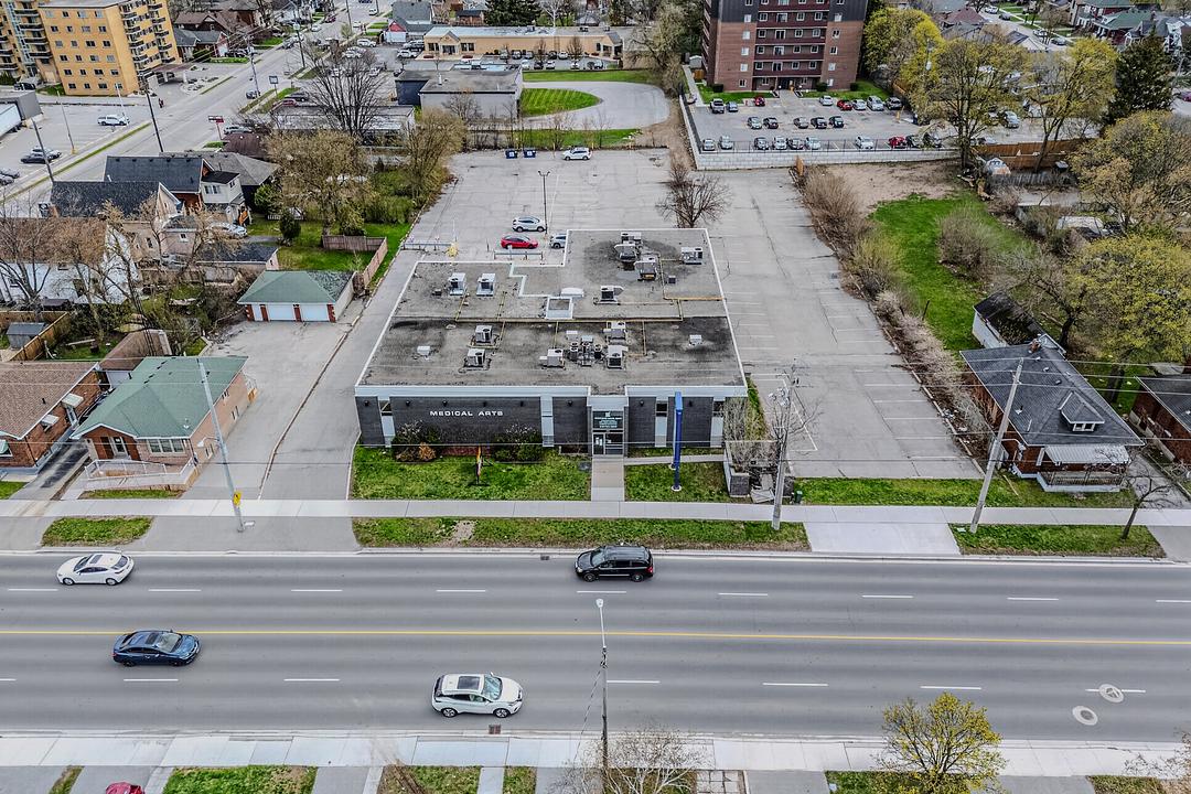 353 Saint Paul Avenue, Brantford, ON