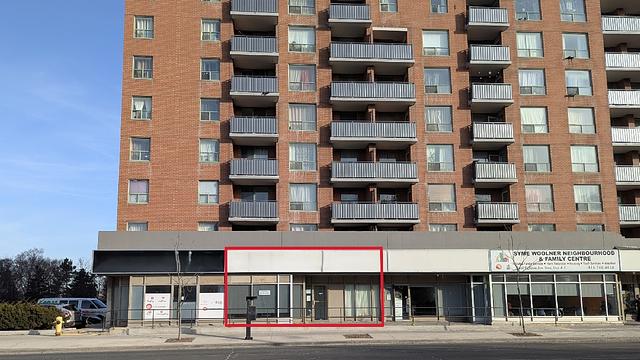 2468 Eglinton Avenue West, Toronto, ON