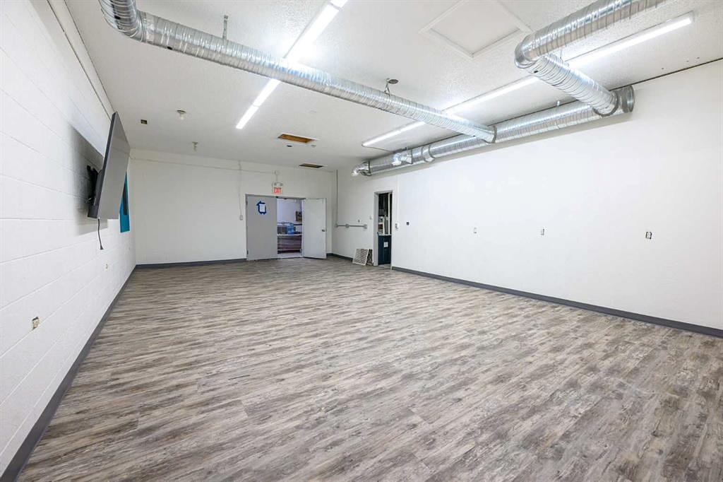 10013 110 Avenue, Grande Prairie, AB