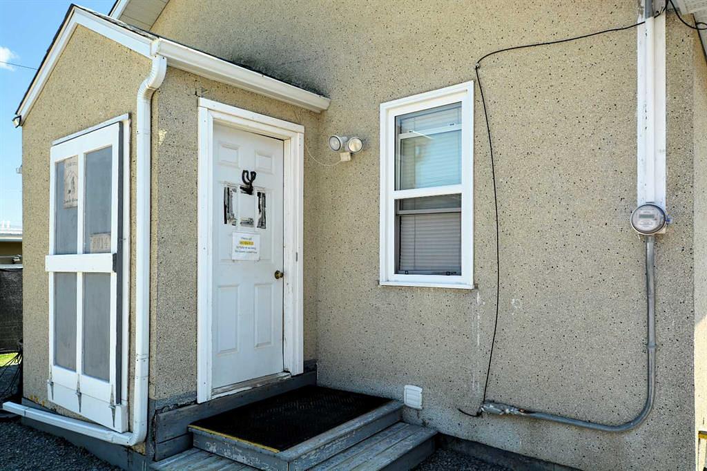 5614 2 Avenue, Edson, AB