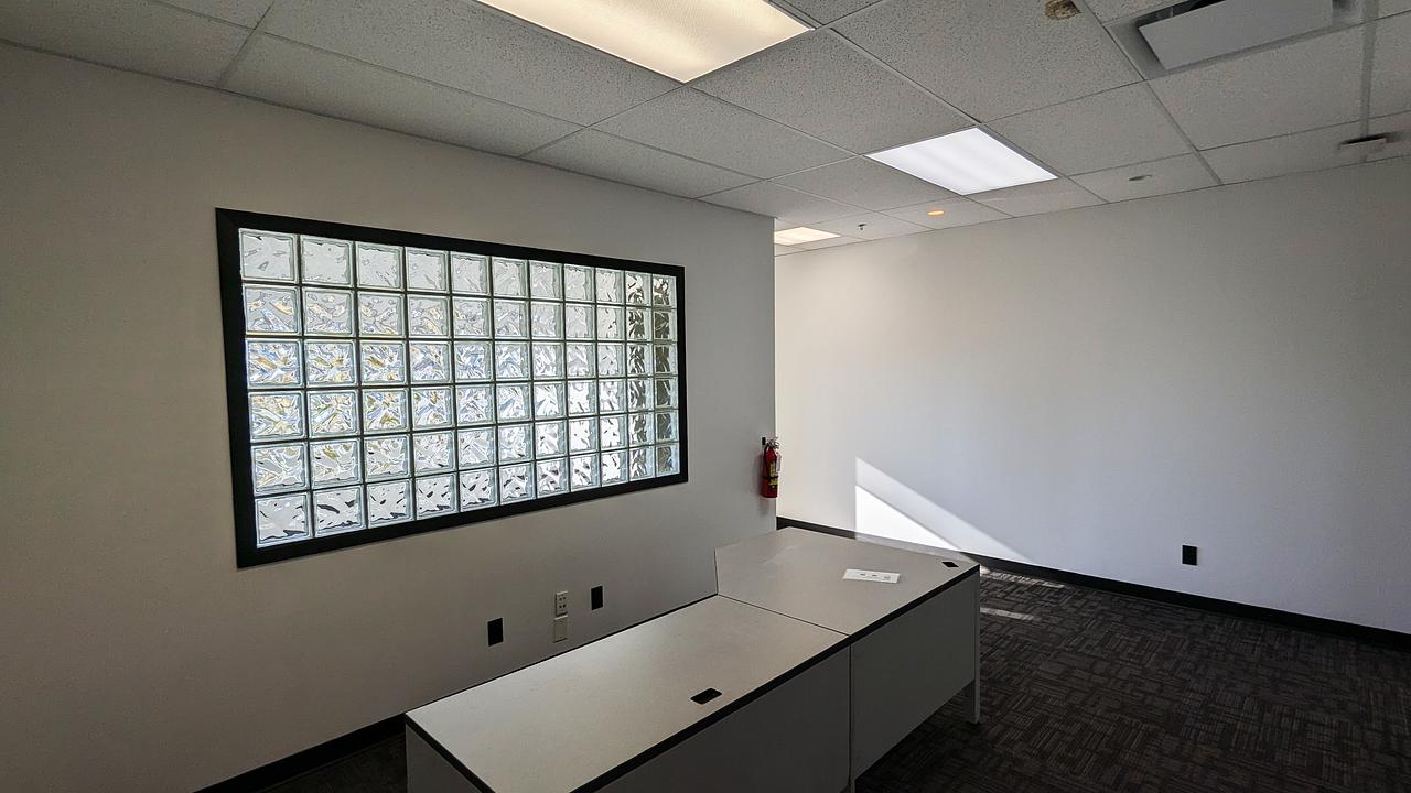 202 - 15261 Russell Avenue, White Rock, BC