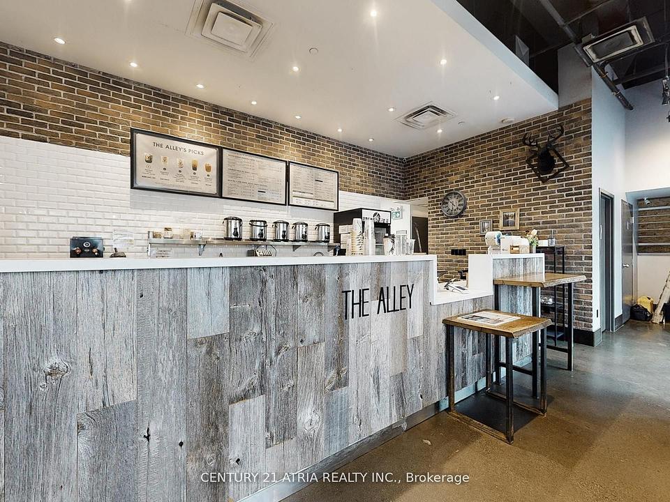 1 - 382 Yonge Street, Toronto, ON