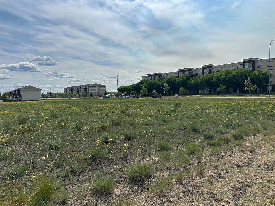 10103 124 Avenue, Grande Prairie, AB
