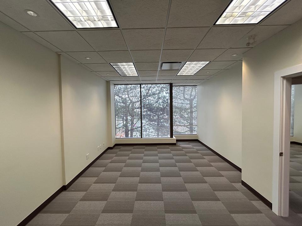 315 - 15225 104 Ave, Surrey, BC