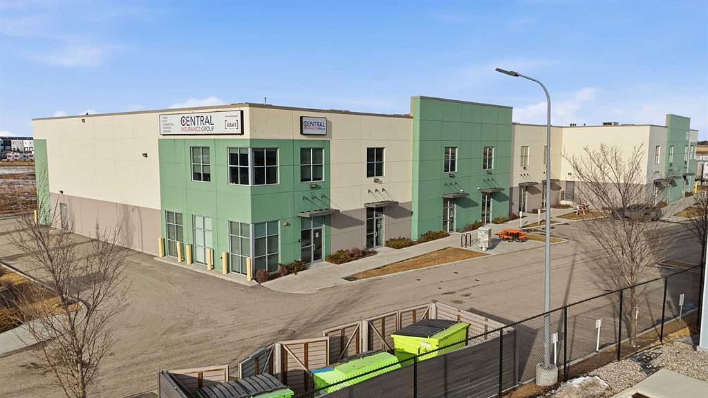 118 - 10748 74 Street Southeast, Calgary, AB