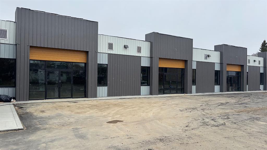 103 - 5407 50 Street, Ponoka, AB