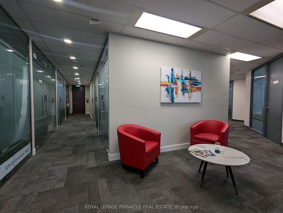 600-31 - 3300 Highway 7, Vaughan, ON