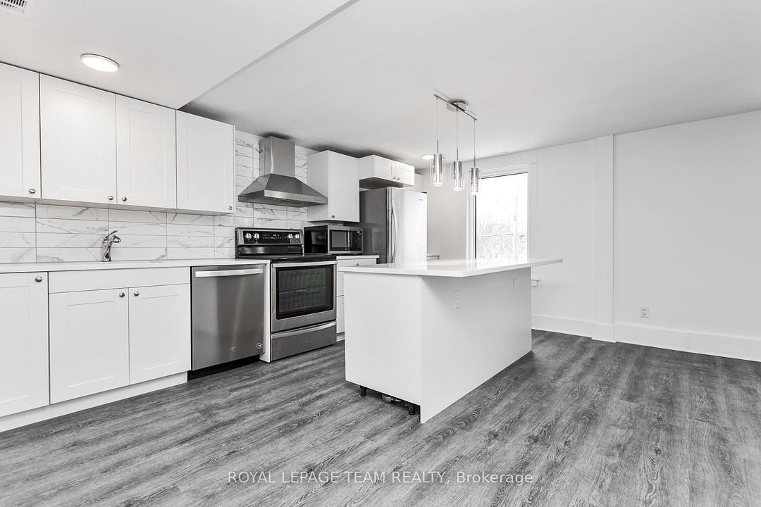 790 Bronson Avenue, Ottawa, ON