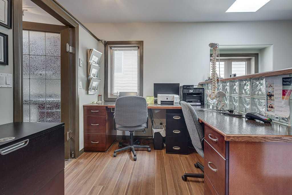 4606 48 Avenue, Red Deer, AB