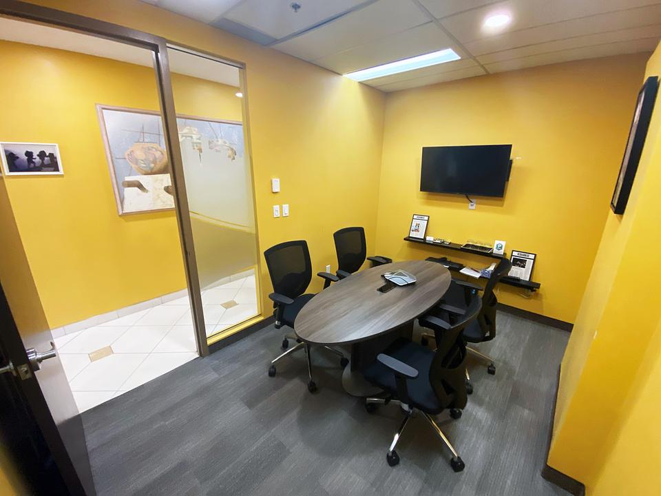 215 - 625 Howe Street, Vancouver, BC