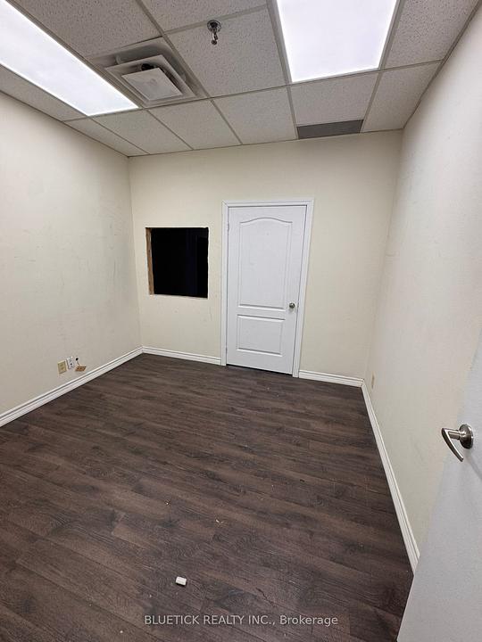 19 - 12 Bram Court, Brampton, ON