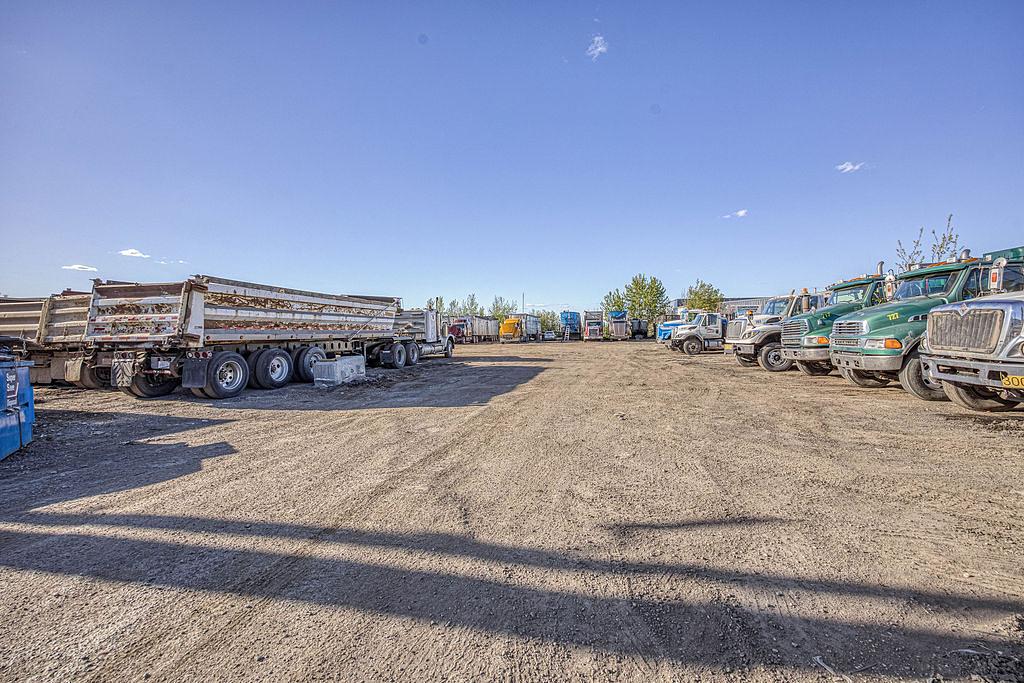 3652 74 Avenue Northwest, Edmonton, AB
