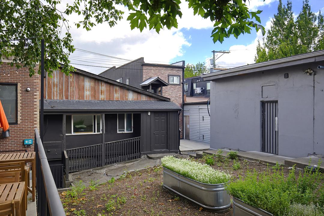 200 - 33734 Essendene Avenue, Abbotsford, BC