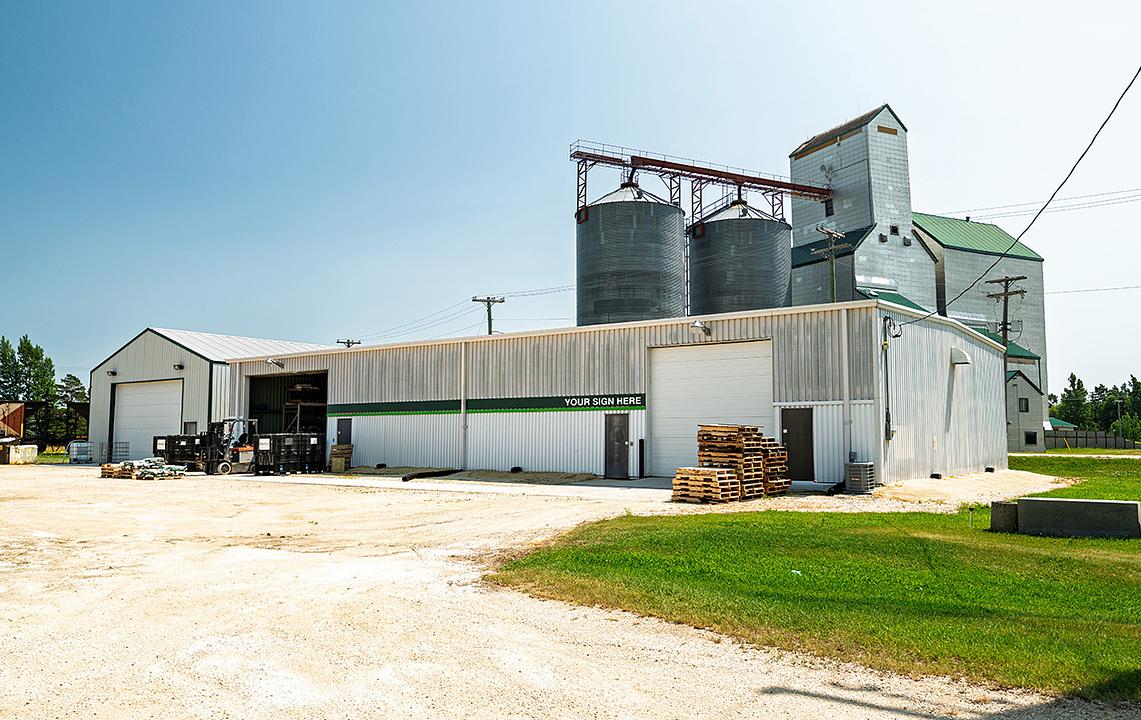 41103 6 Road E, Domain, MB