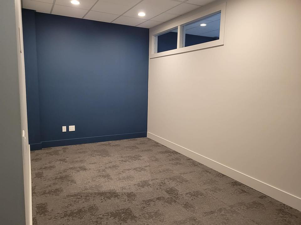 Q - 1455 Ellis Street, Kelowna, BC