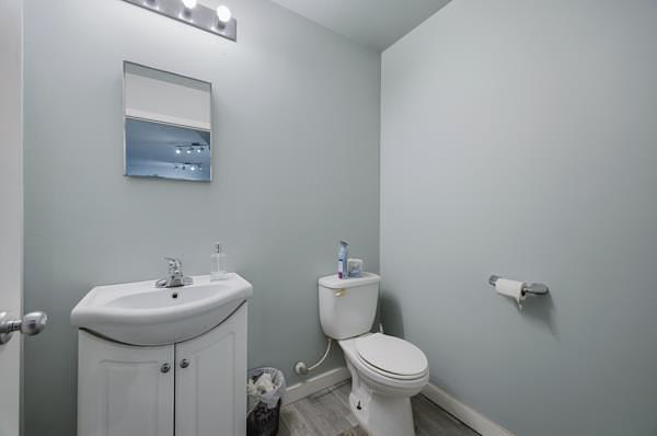 39325 Range Road 273, Bentley, AB