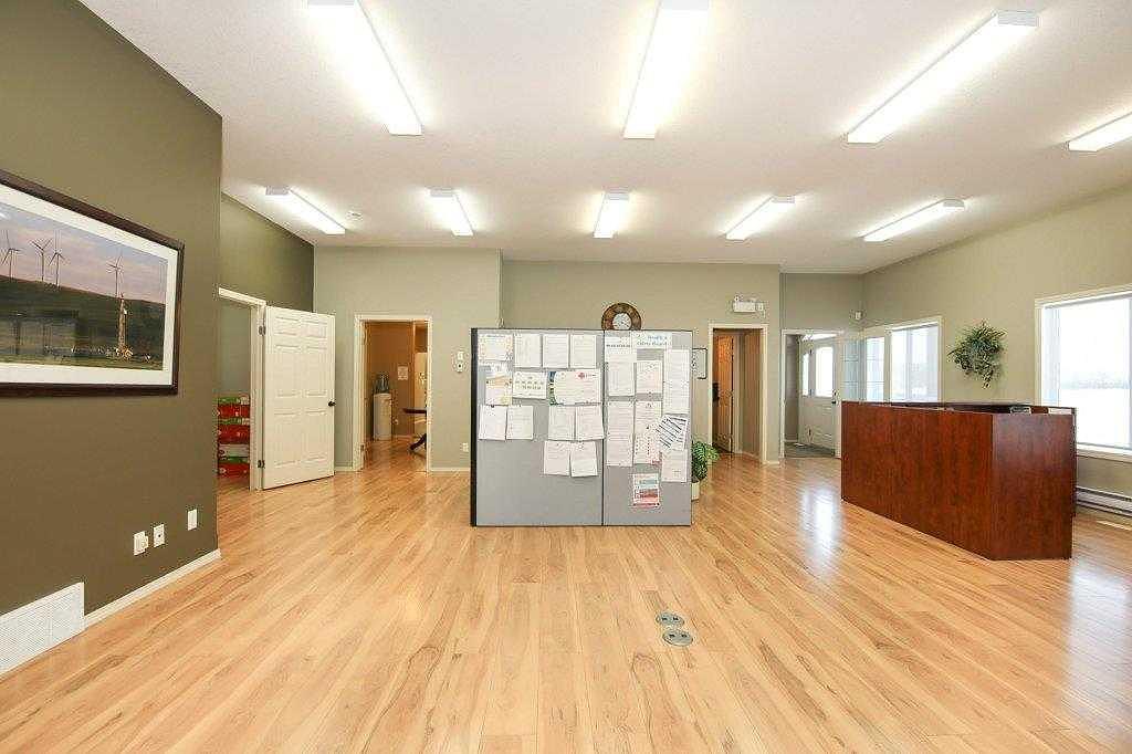 49A Avenue, Bentley, AB