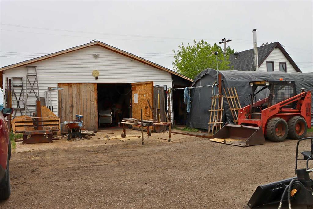 4810 50 Avenue, Valleyview, AB
