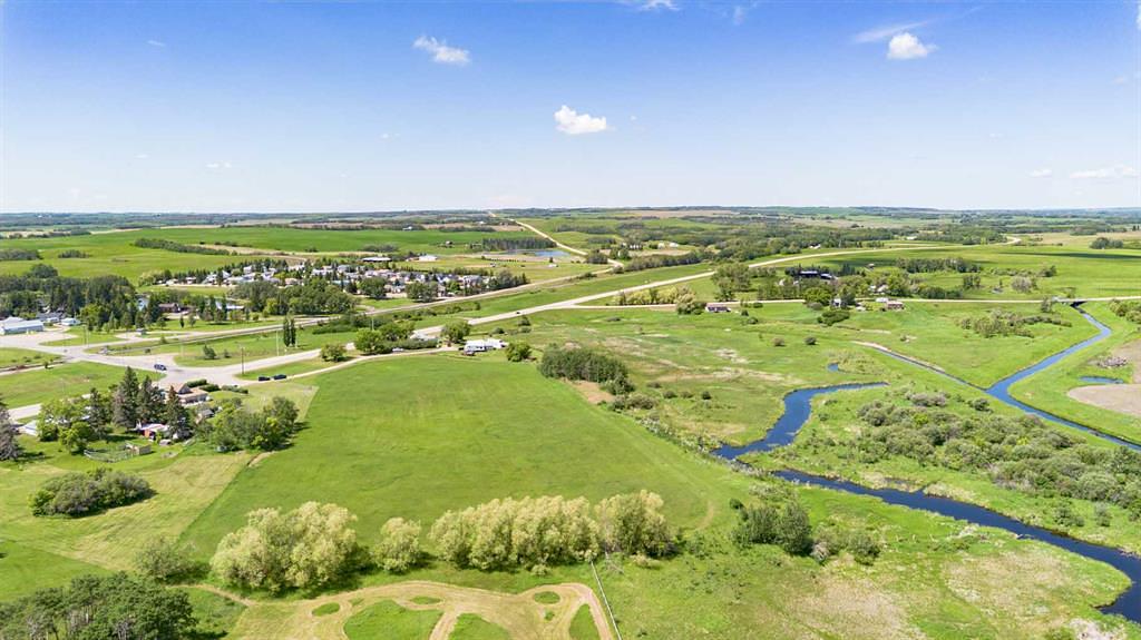 Alberta 12, Alix, AB