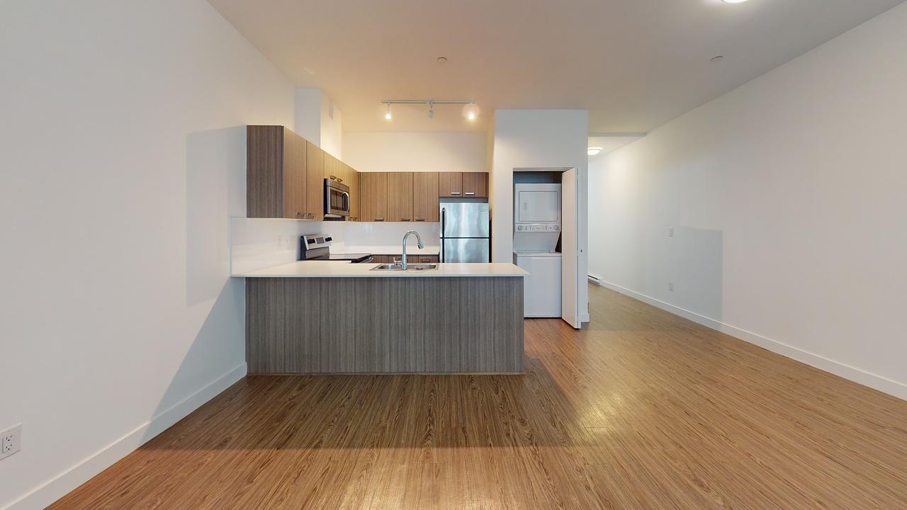 165 - 5738 175 Street, Surrey, BC